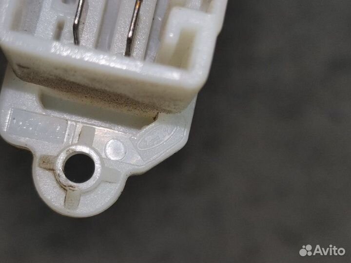 Реостат печки Ford Focus 2 Рестайлинг седан shda