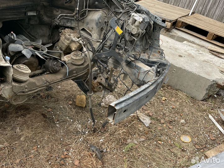 Кузовные детали на w202