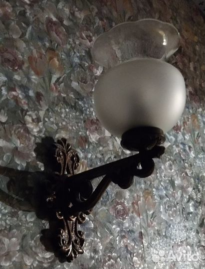 Светильник настенный