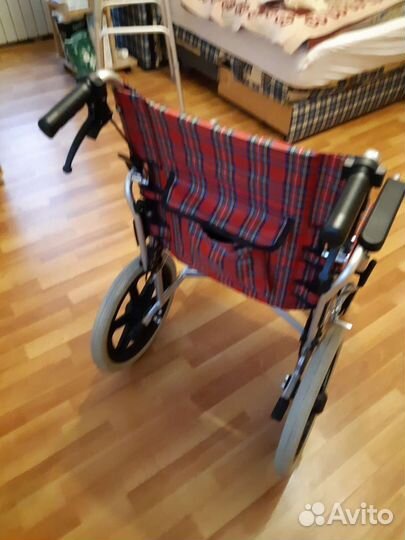 Инвалидная коляска складная бу