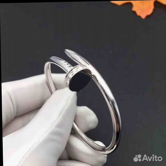 Браслет Cartier из белого золота 0,68ct
