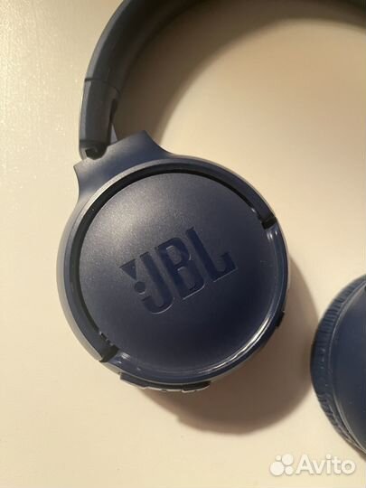 Беспроводные наушники jbl tune570bt
