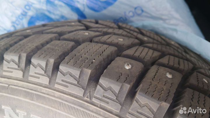 Dunlop Grandtrek Ice 02 225/65 R17 106T