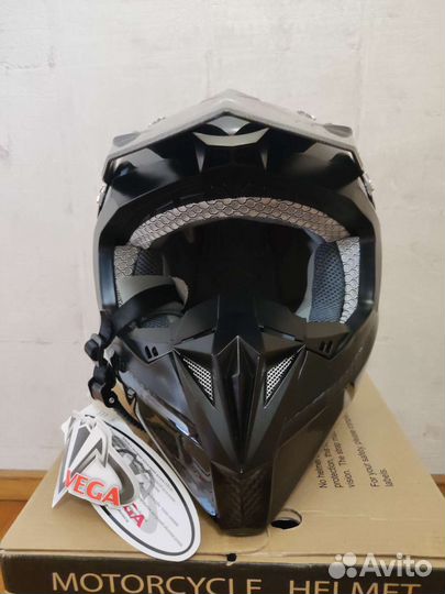 Мотокроссовый шлем Vega Carbon HD210