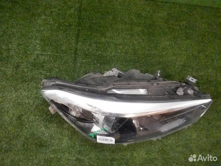 Фара правая BMW 1-Series