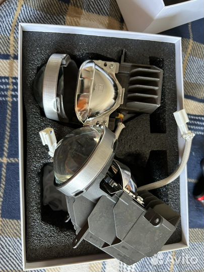 Штатные led модули toyota voxy 80