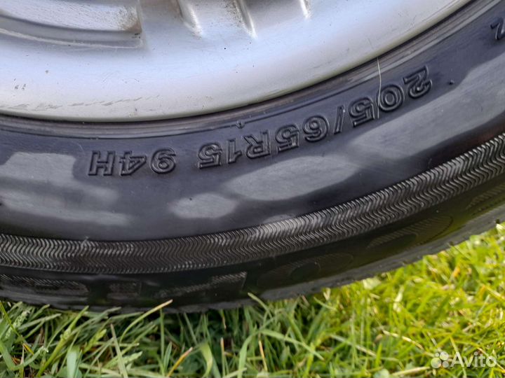 Продаю колеса Bridcetone 205/65R15