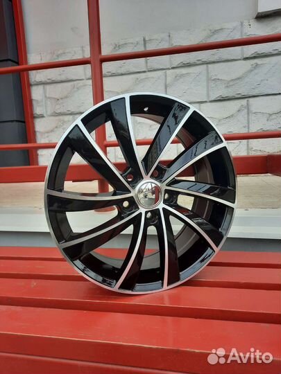Литые Диски R17 7.0 5*112 ET49 d57.1 Skoda