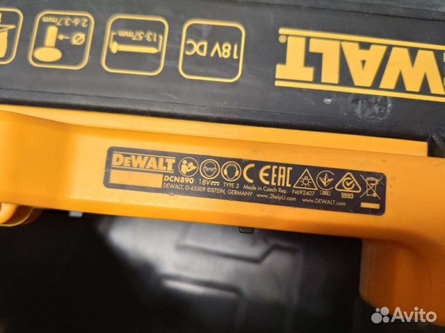 Монтажный пистолет по бетону Dewalt DCN890