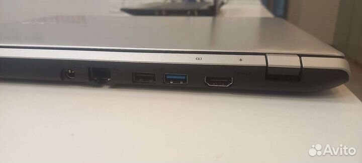 Acer aspire e 11