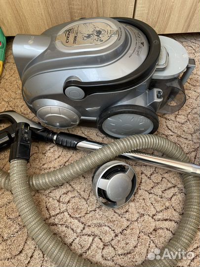 Пылесос LG Cyking DX V-C7812CEU на запчасти