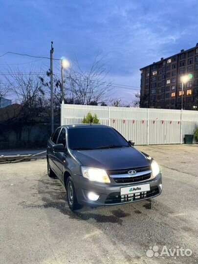 LADA Granta 1.6 МТ, 2015, 106 000 км