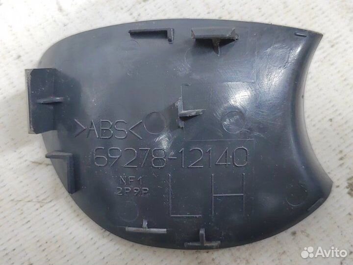 Накладка ручки двери задняя левая Toyota Corolla