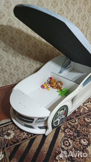 Кровать мерседес