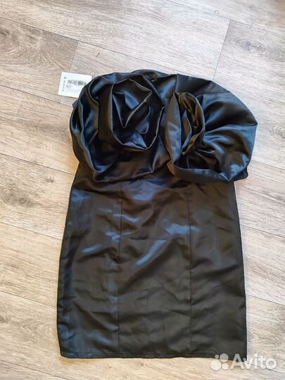 Платье мини атласное m 44