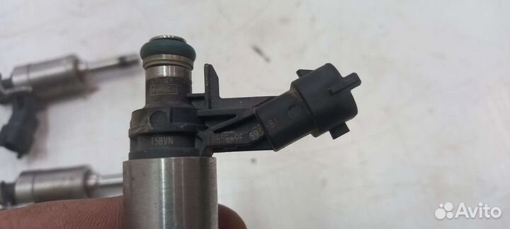 Форсунка топливная Ford 2.0 ecoboost