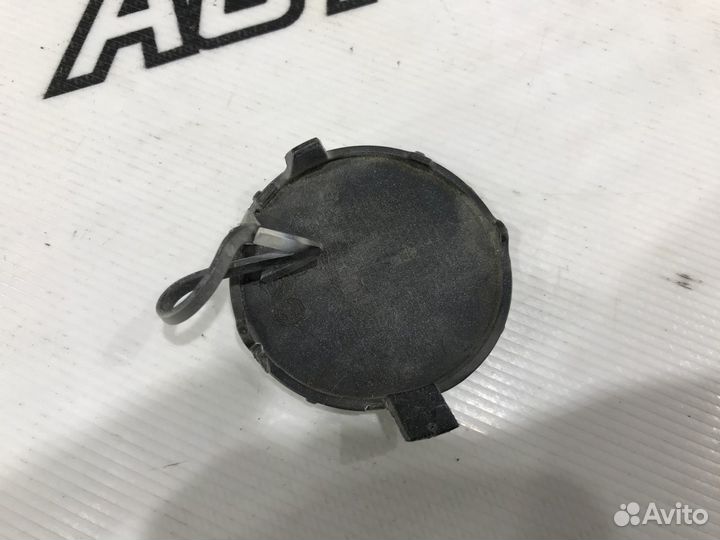 Заглушка буксировочного крюка Skoda Rapid