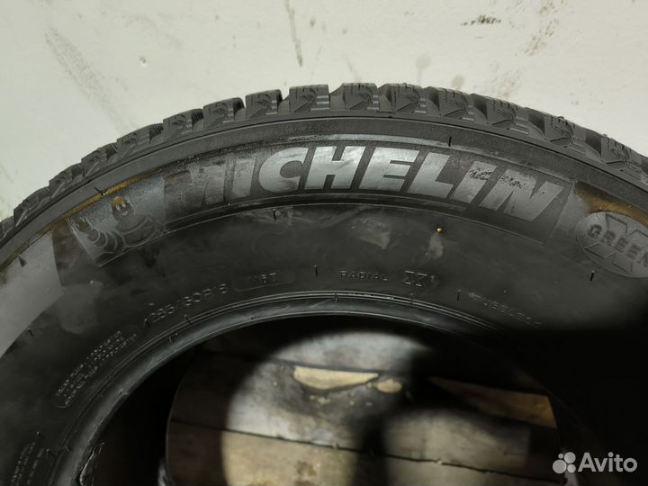Michelin X-Ice North XIN2 285/60 R18
