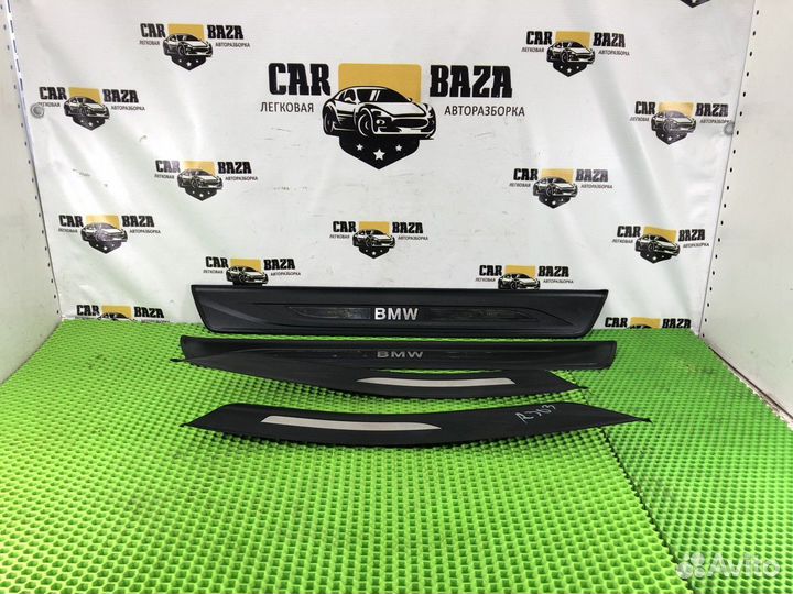 Комплект накладок на пороги BMW 5