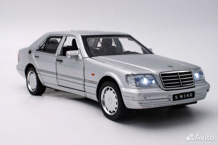 Коллекционная Модель Mercedes-Benz 600SEL W140