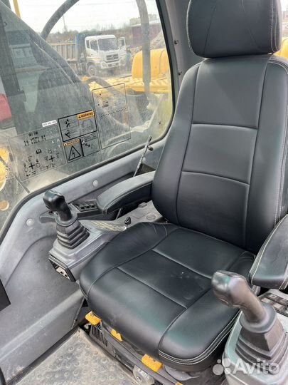 Гусеничный экскаватор Volvo EC290B LC, 2007