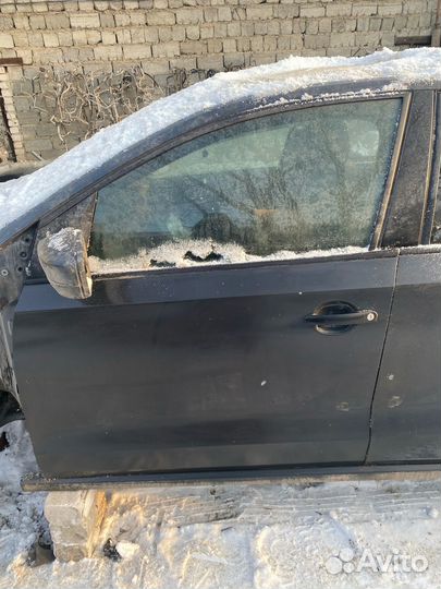 Дверь передняя левая Volkswagen Polo 5 sedan