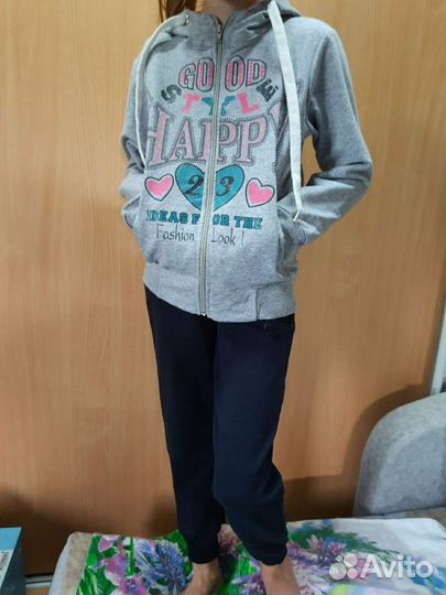 Костюм спортивный