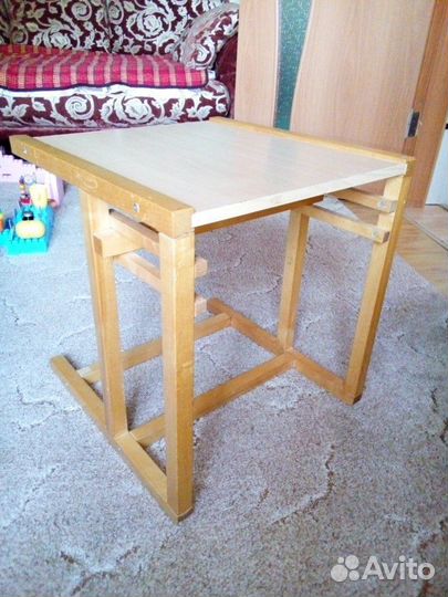 Детский стол