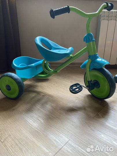 Трехколесный велосипед