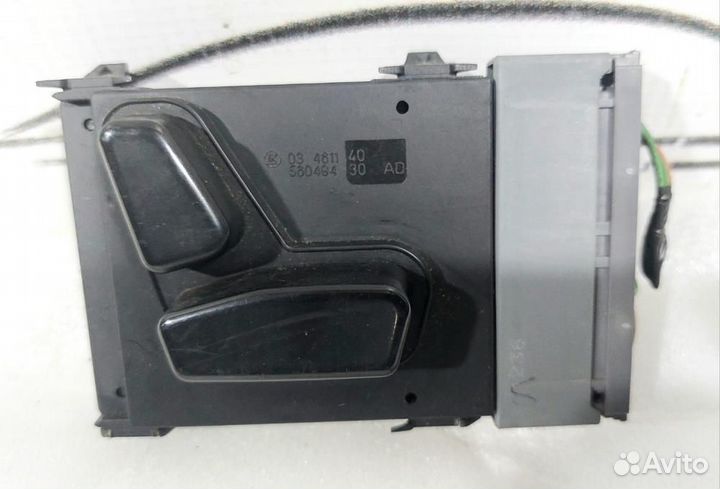 Переключатель регулировки сиденья правого Grand Ch