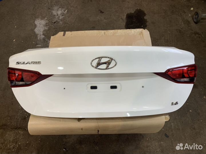 Крышка багажника Hyundai Solaris 2