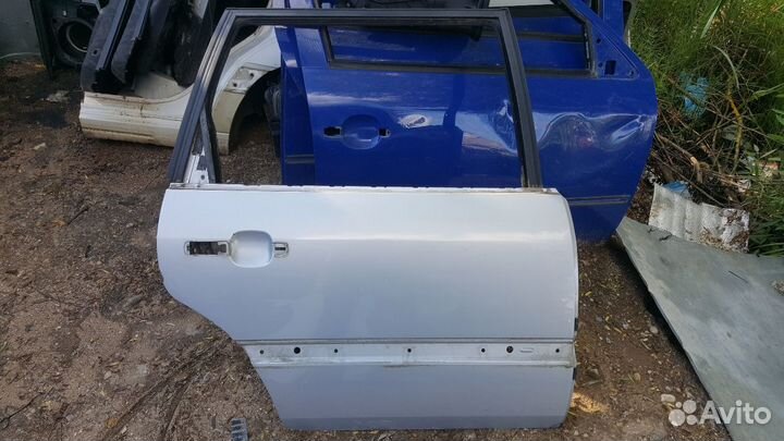 Дверь задняя правая vw passat b4 пассат универсал