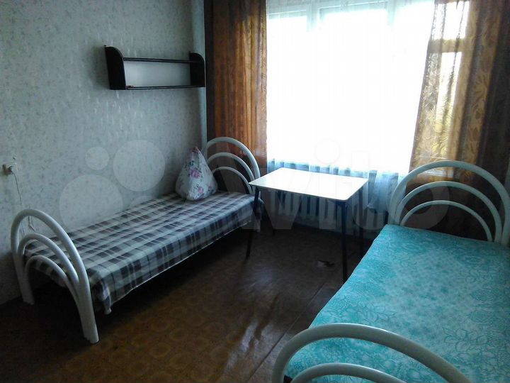 Комната 15 м² в 4-к., 7/9 эт.