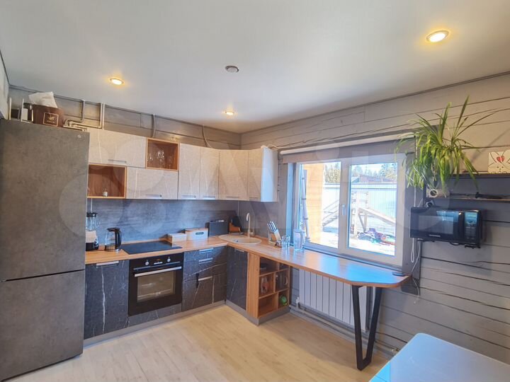 Дом 121,4 м² на участке 6 сот.