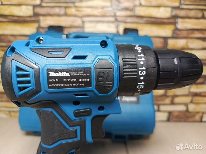 Шуруповерт Makita 18V беcщёточный + 2 АКБ