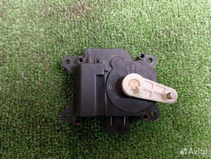 Сервопривод заслонки печки Honda Civic ES3 1500