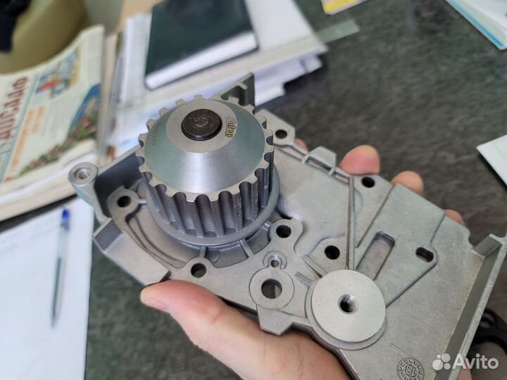 Водяной насос (помпа) для Ниссан Альмера G15