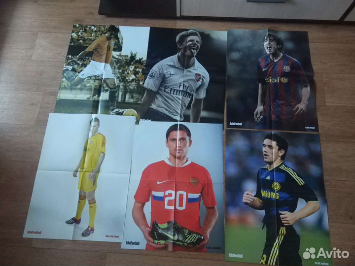 Постеры и диски из журналов Total Football
