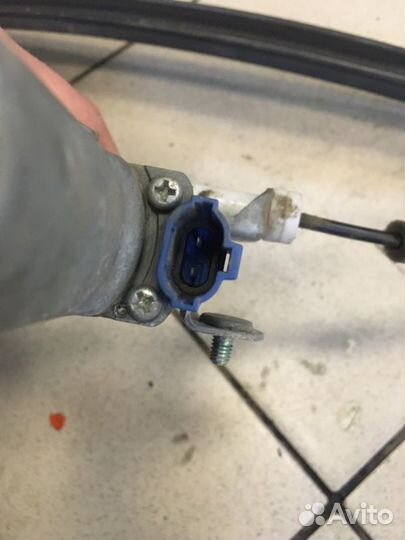 Стеклоподъемник передний правый Chevrolet Epica