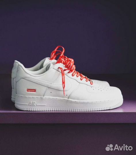 Nike air force 1 supreme white