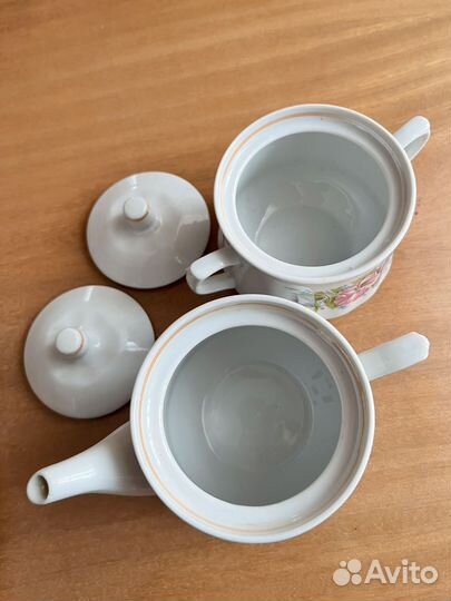 Заварочный чайник и сахарница СССР