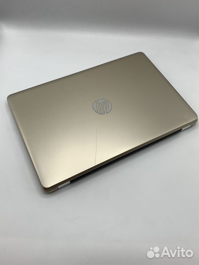 Ноутбук 15.6 HP i3-6006u, r5 m330 2gb 8озу