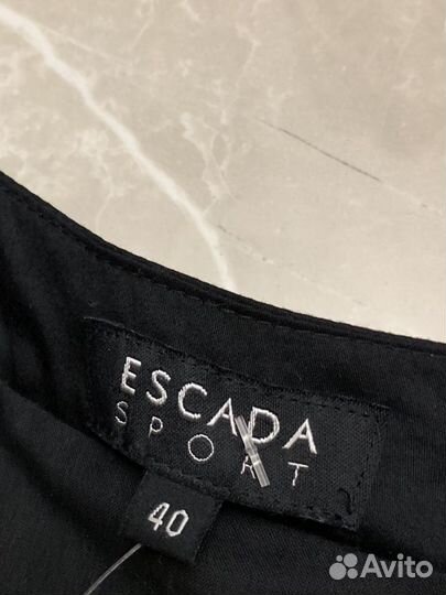 Платье Escada sport