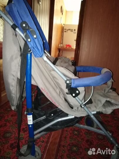 Прогулочная коляска