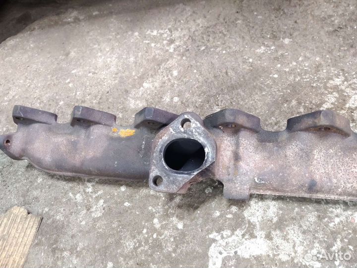 Выпускной коллектор M57 с дефектом