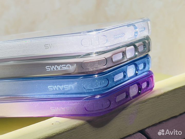 Силиконовый чехол на iPhone 14