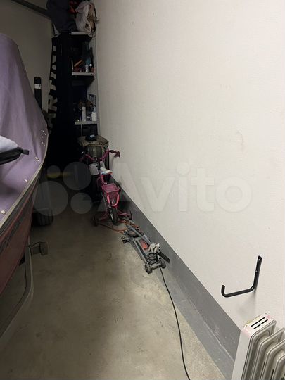 Машиноместо, 30 м²