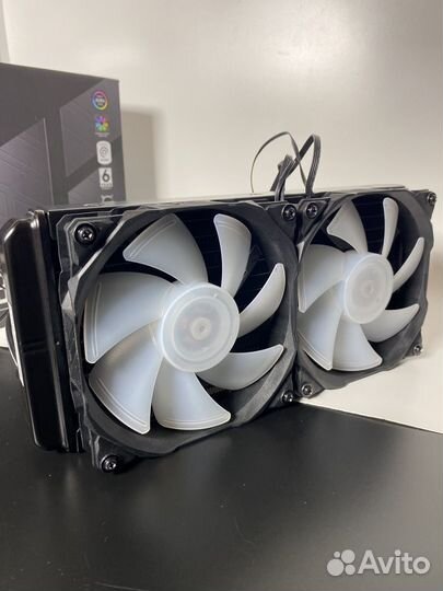 Asus Tuf Gaming LC 240 argb