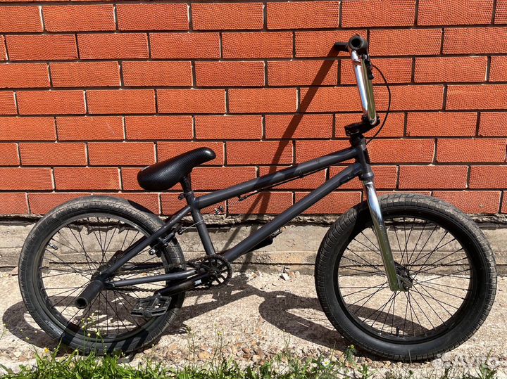 Mongoose legion L60 BMX