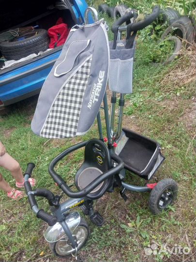 Трехколесный велосипед